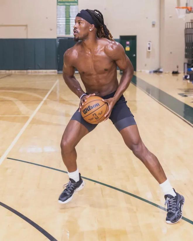 略伦特一直 略伦特一直